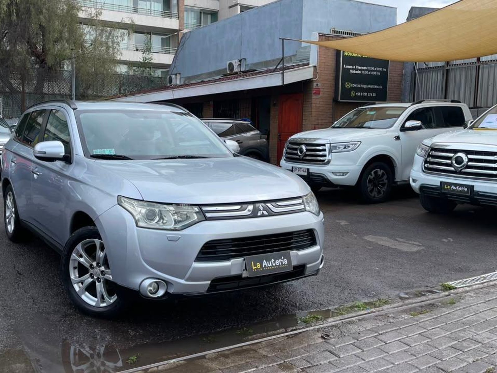 Mitsubishi OUTLANDER 2014 - Foto 2 de 18