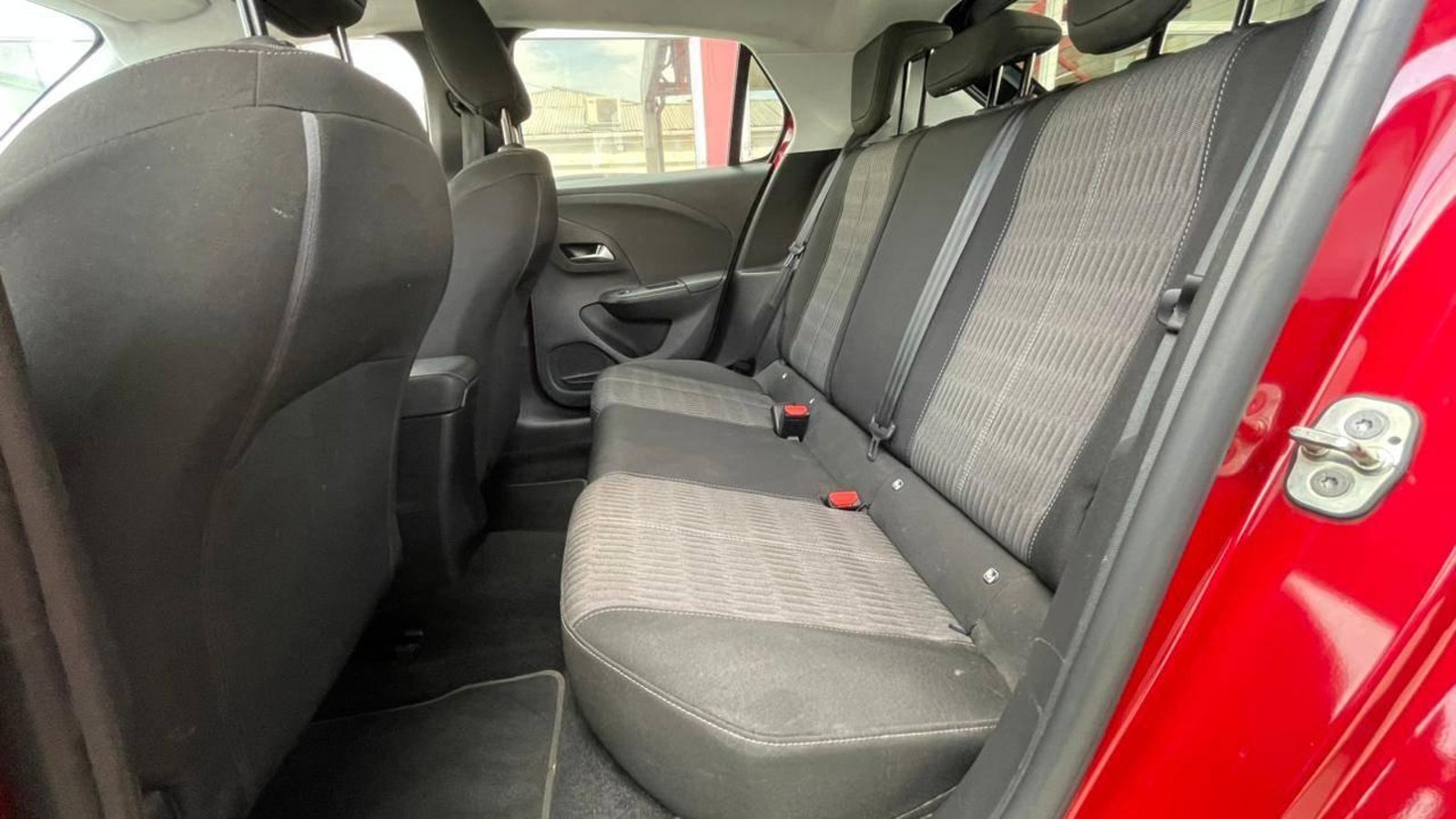 Opel CORSA 2023 - Imagen 6 de 18