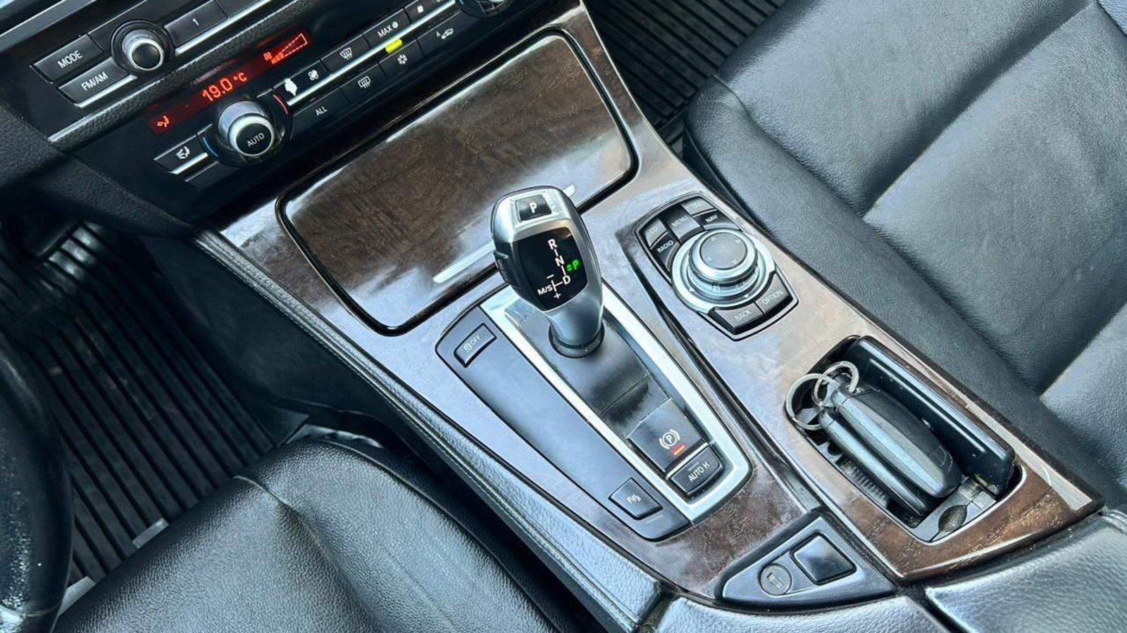 BMW 528I 2012 - Imagen 13 de 20
