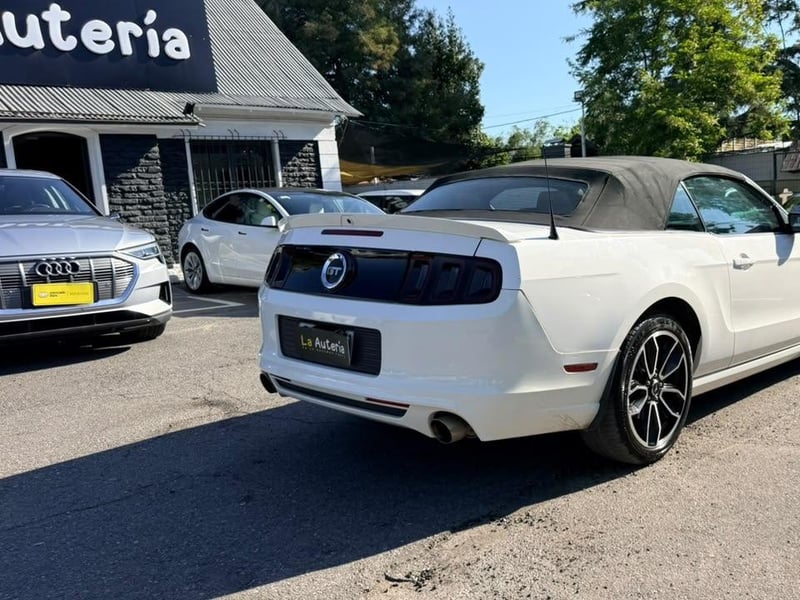 Ford MUSTANG 5.0 AUT 2013 - Imagen 7 de 20