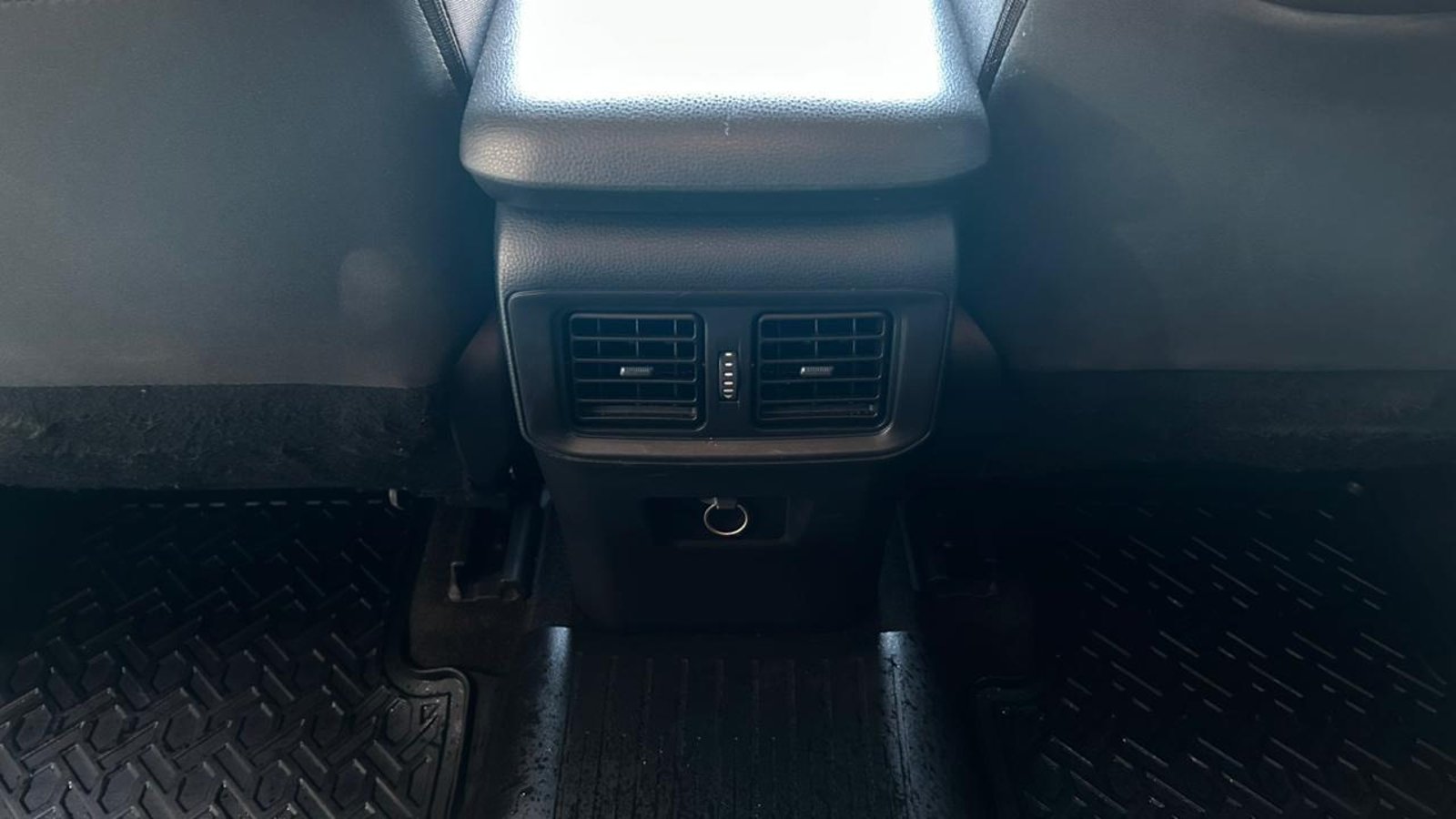 Toyota Rav4 2021 - Imagen 16 de 20