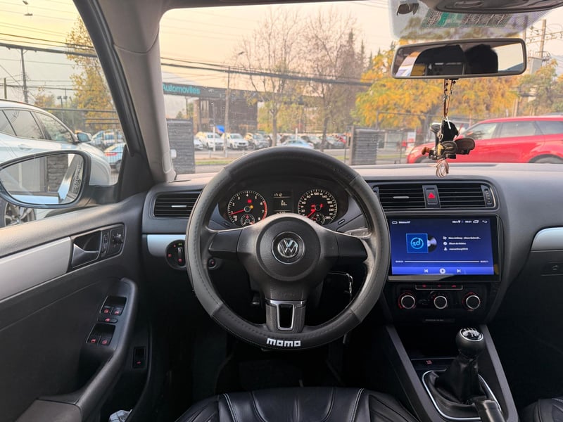 Volkswagen Vento 2012 - Imagen 15 de 17