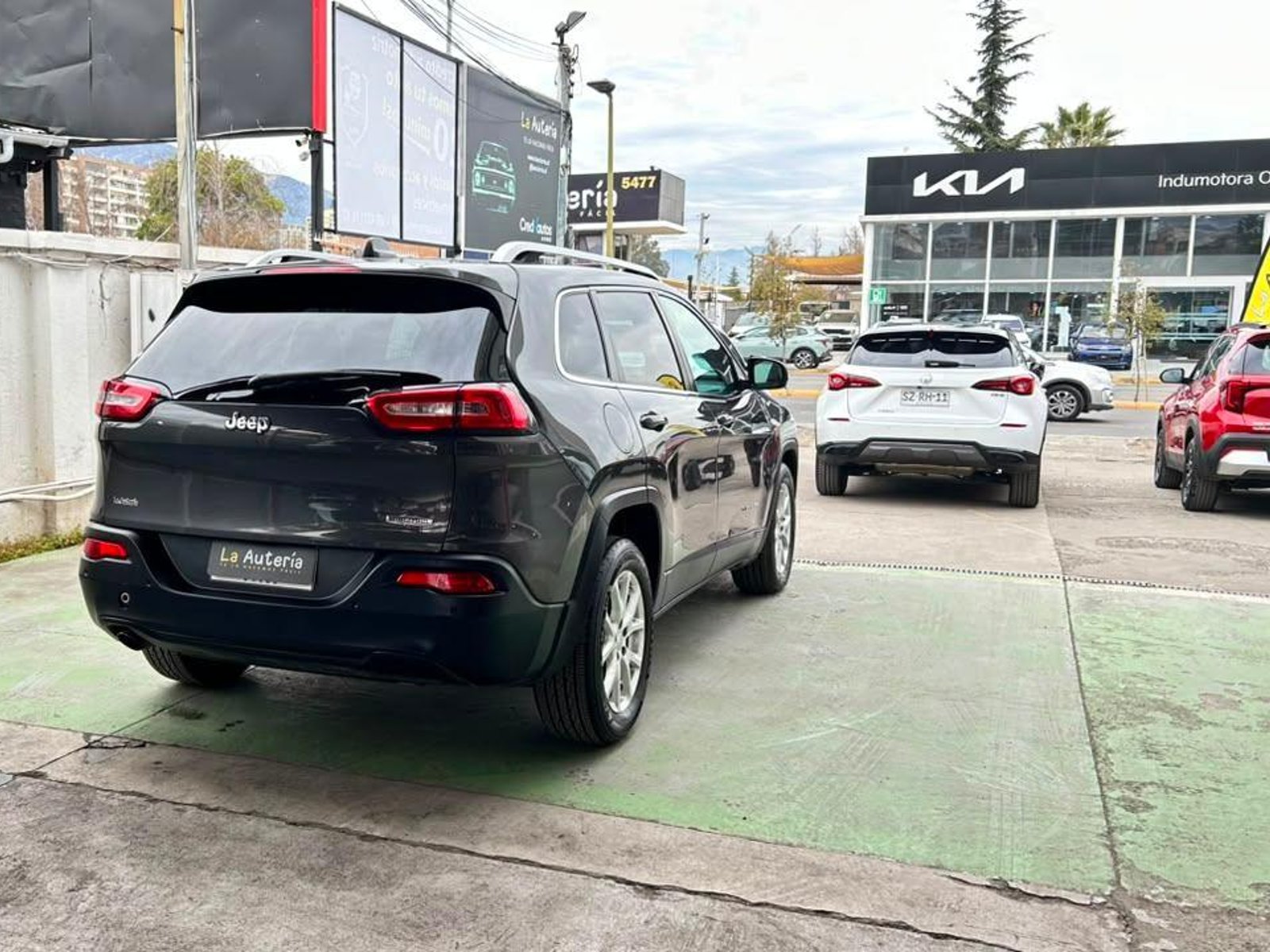 Jeep Cherokee 2016 - Foto 3 de 20
