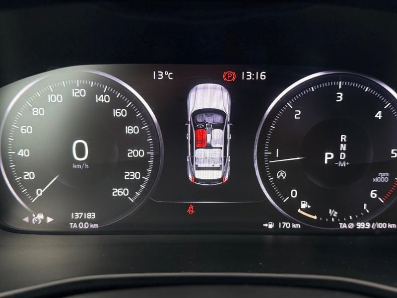 Volvo XC40 2021 - Imagen 9 de 20