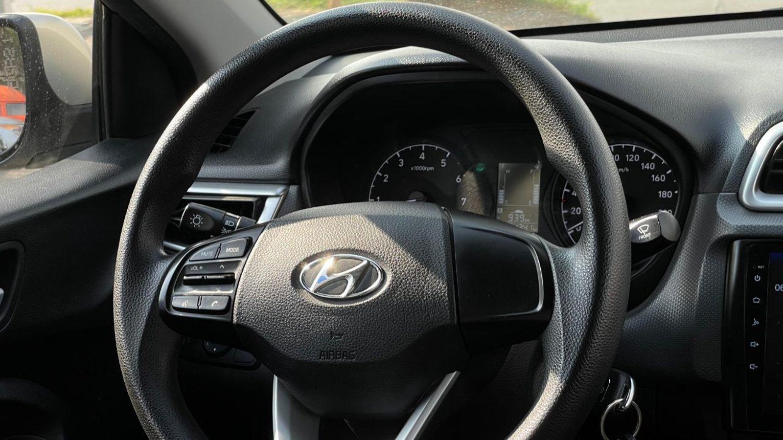 HYUNDAI VERNA 2020 - Foto 5 de 13
