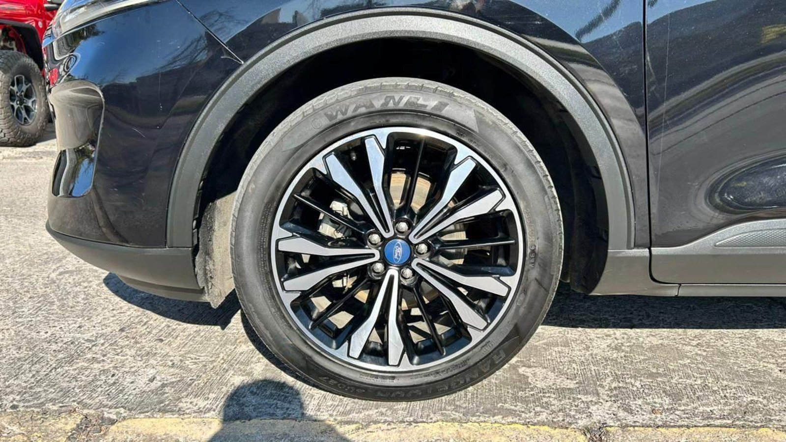 Ford Escape 2023 - Imagen 5 de 20