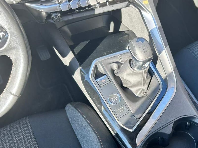 Peugeot 3008 2023 - Imagen 12 de 20