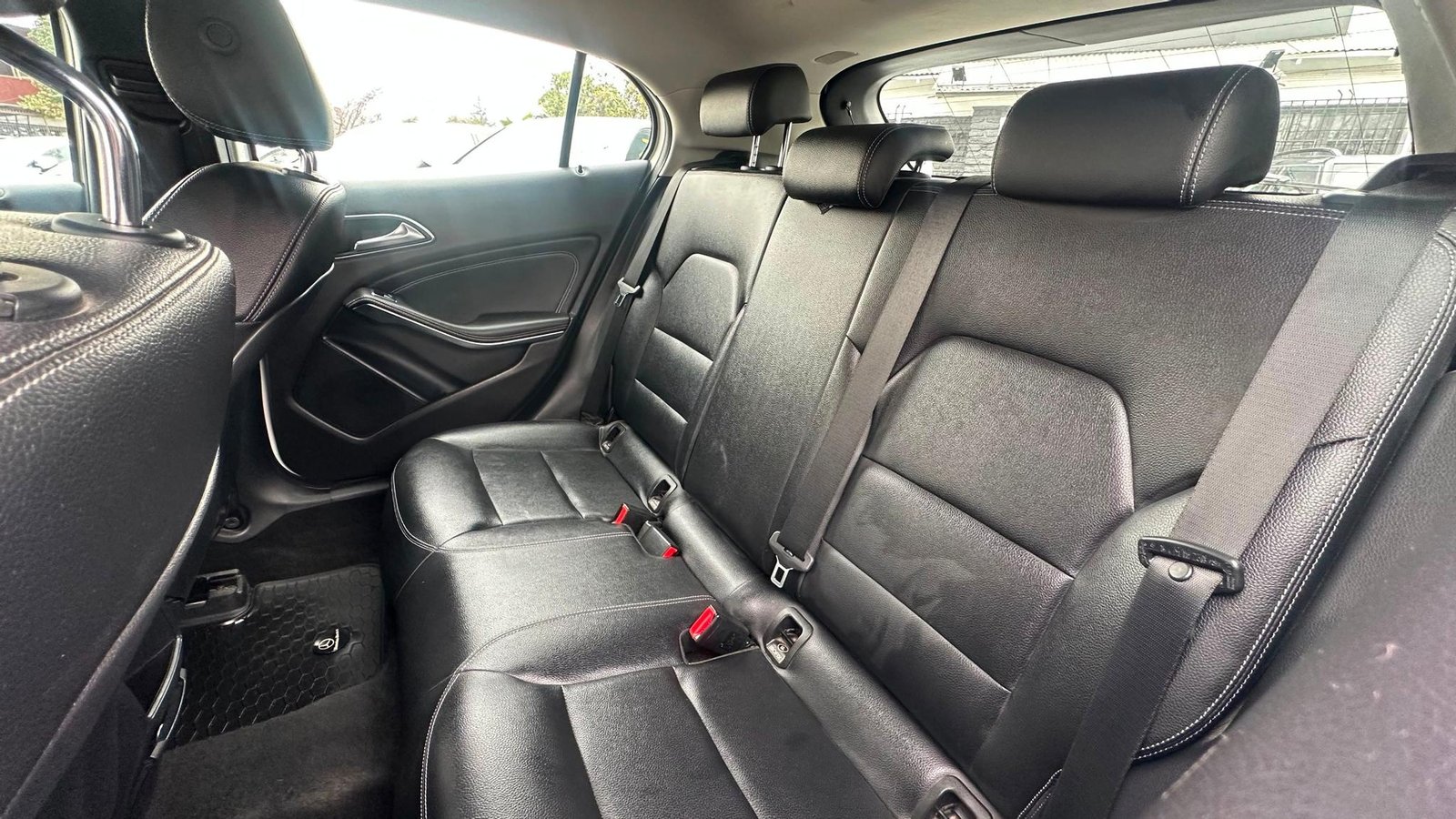 Mercedes-Benz GLA 2019 - Imagen 6 de 20