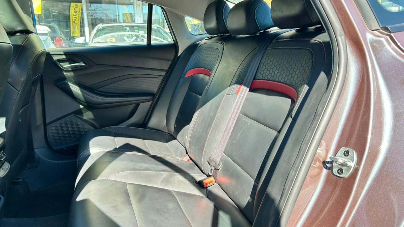 MG GT 2023 - Imagen 8 de 20