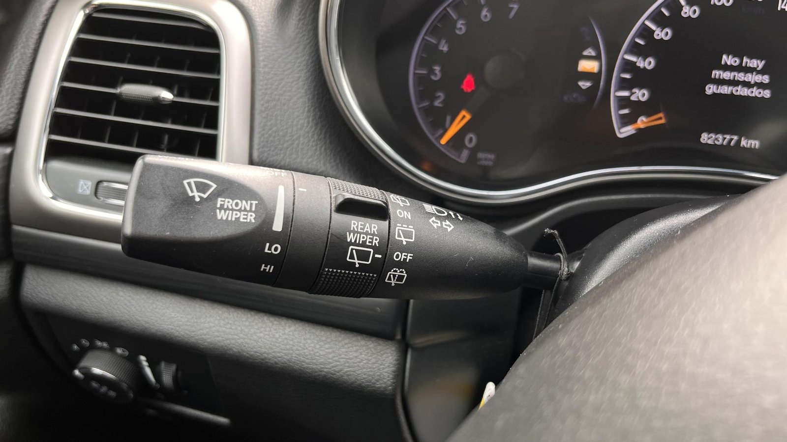 Jeep NEW GRAND CHEROKEE LAREDO 3.6 AUT 2021 - Imagen 8 de 15
