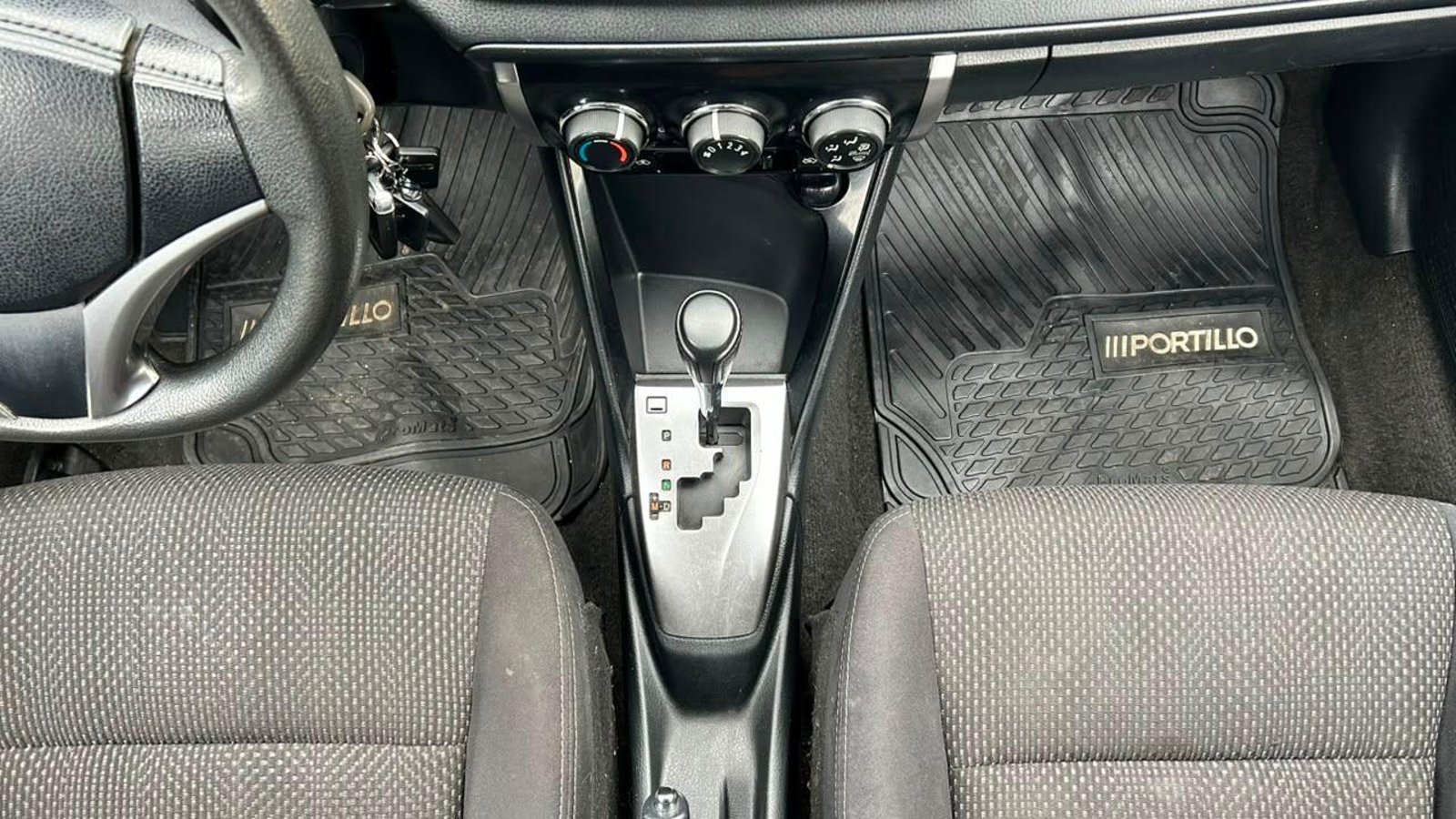 Toyota Yaris 2017 - Imagen 14 de 20