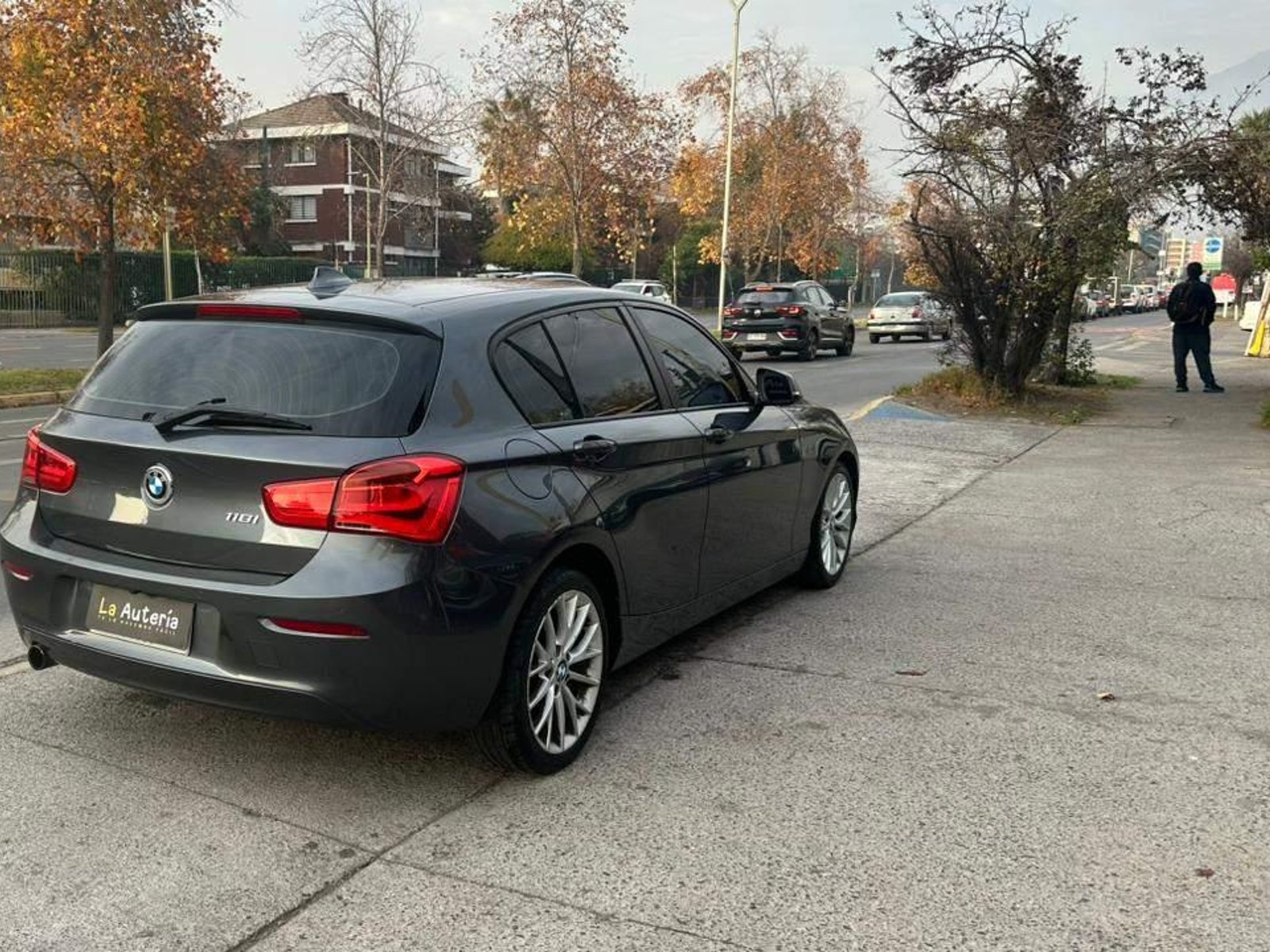 BMW 118I 2018 - Foto 3 de 20