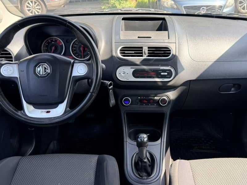 MG MG3 2017 - Imagen 14 de 16