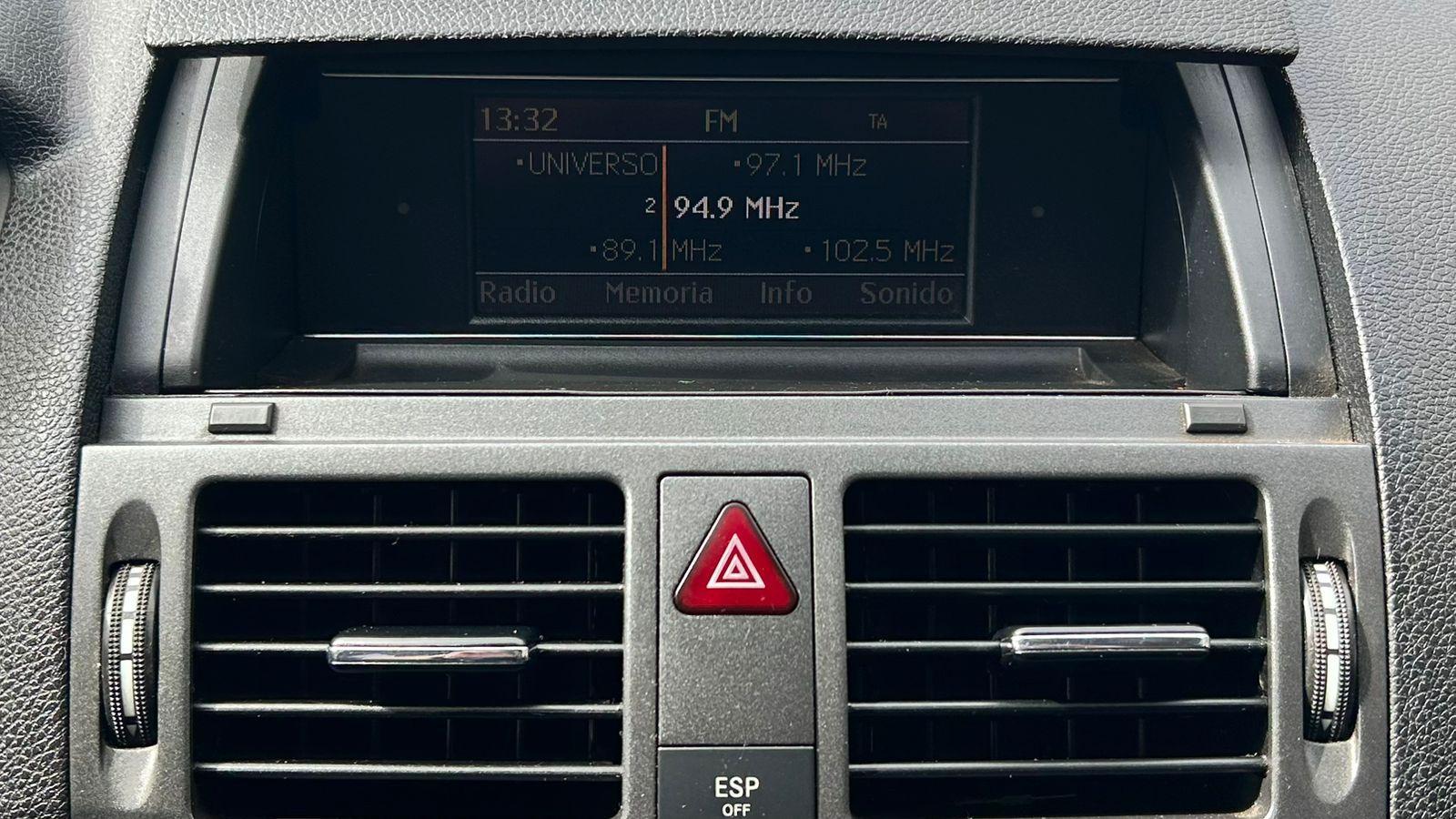 Mercedes-Benz C180 2011 - Imagen 11 de 20