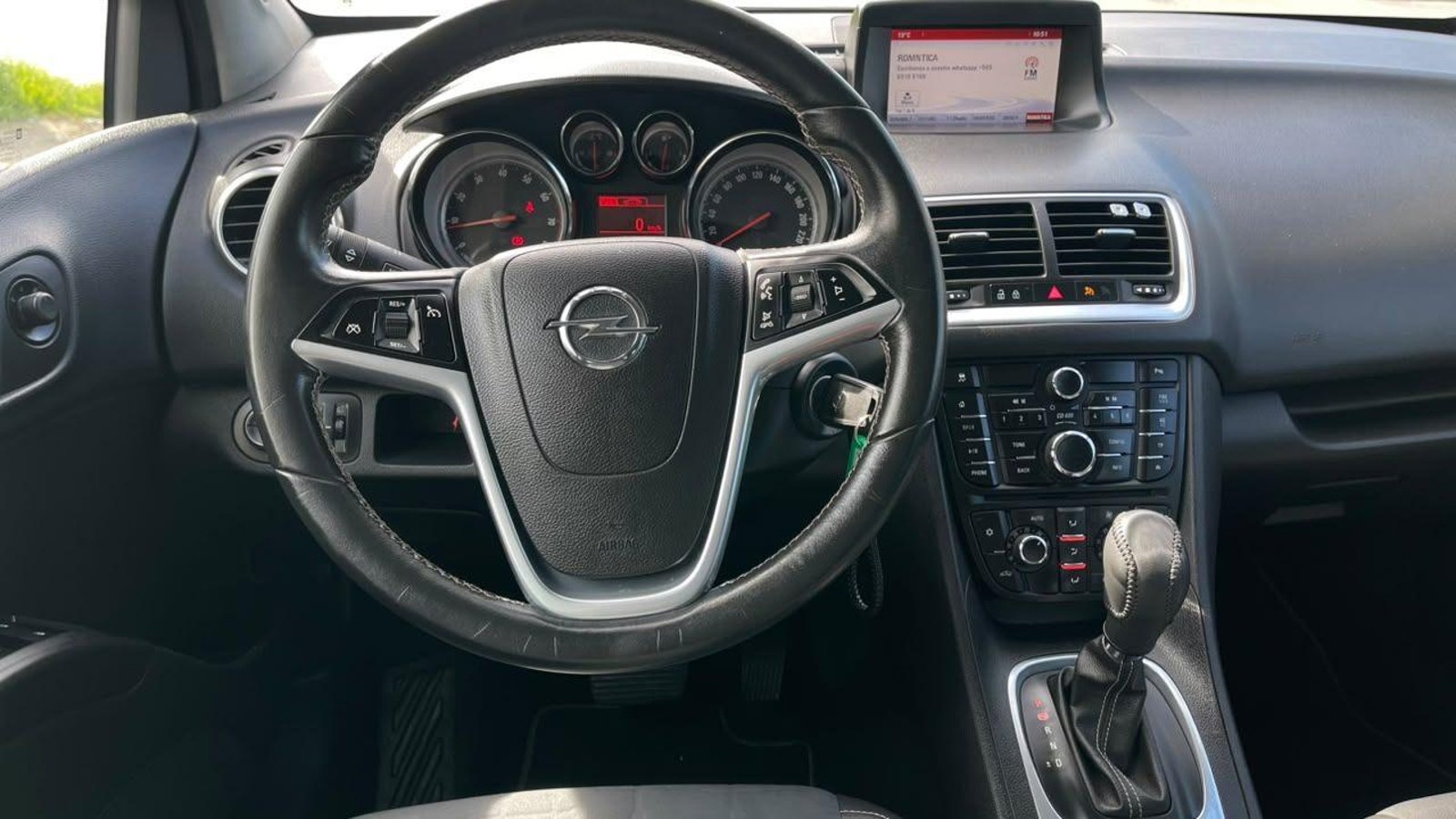 Opel MERIVA COSMO 1 4 AT 2017 - Imagen 13 de 14
