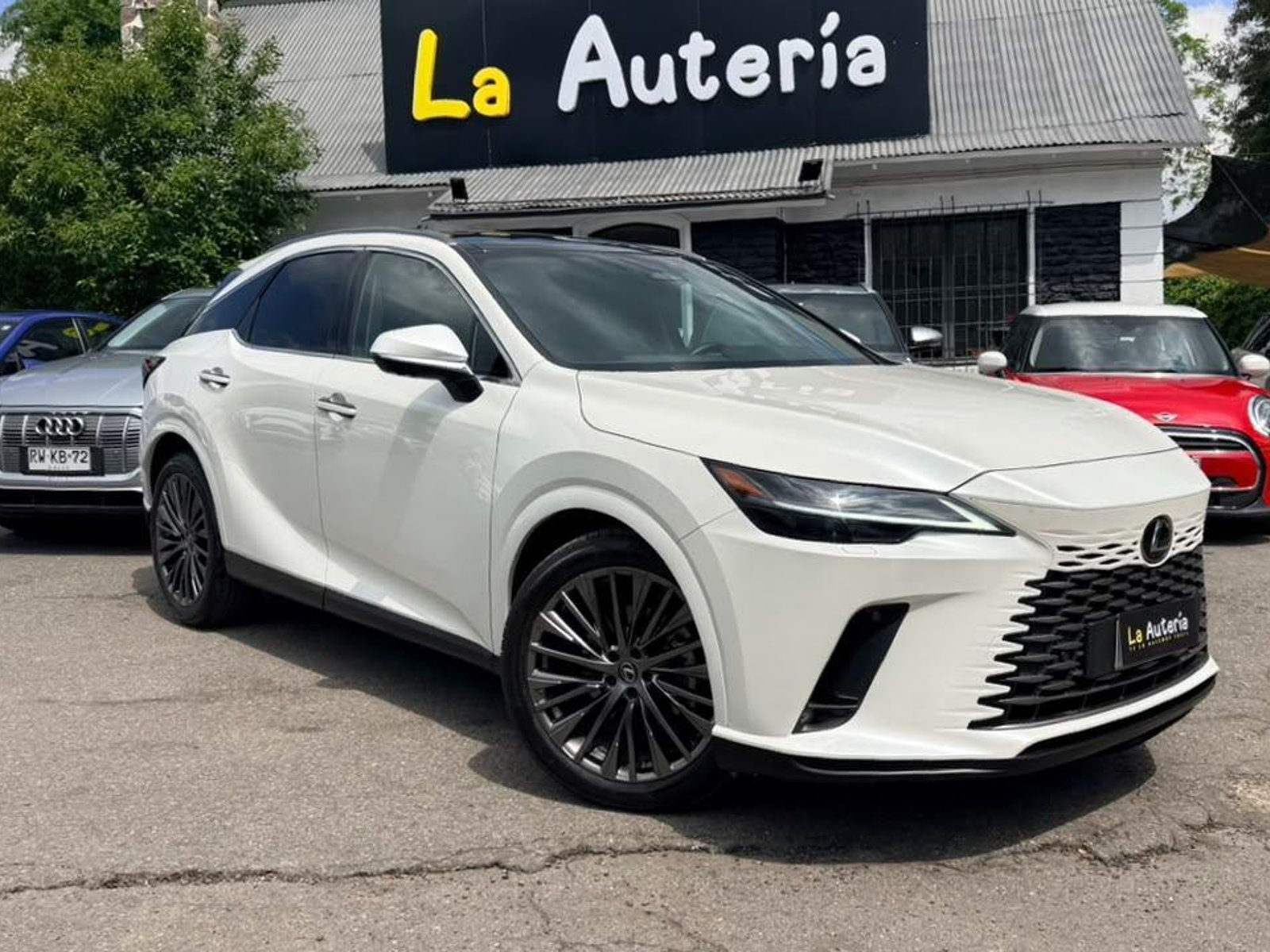 Lexus RX350H 2.5 AWD 2024 - Foto 2 de 20