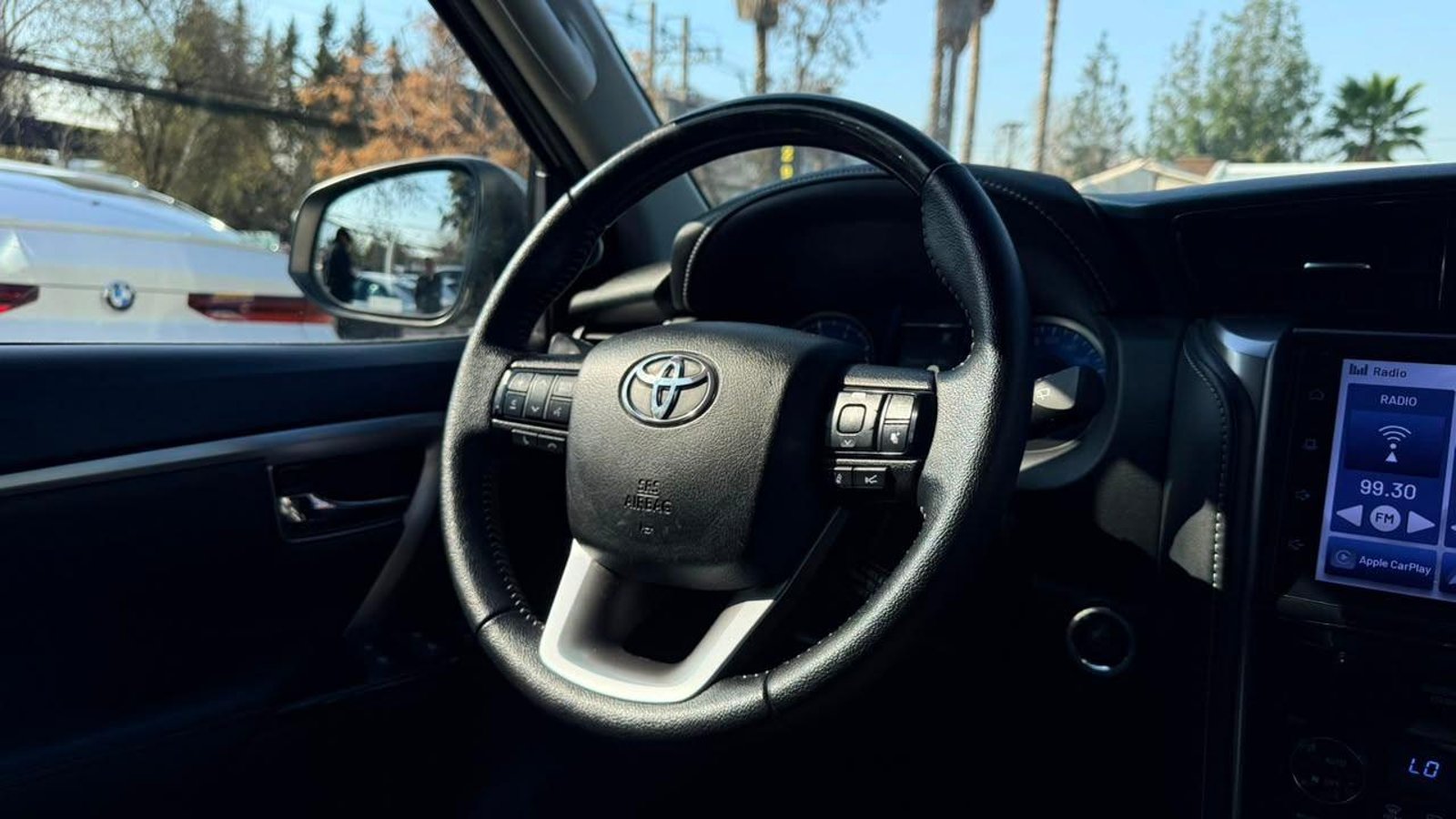Toyota NEW FORTUNER SRX TDI 4X4 2.8 AUT 2022 - Imagen 10 de 20
