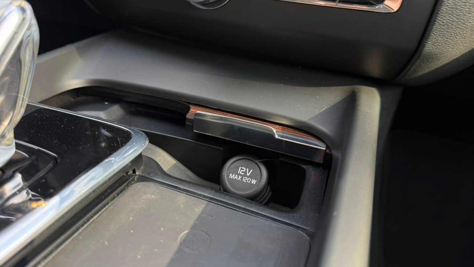 VOLVO XC60 2023 - Imagen 17 de 20