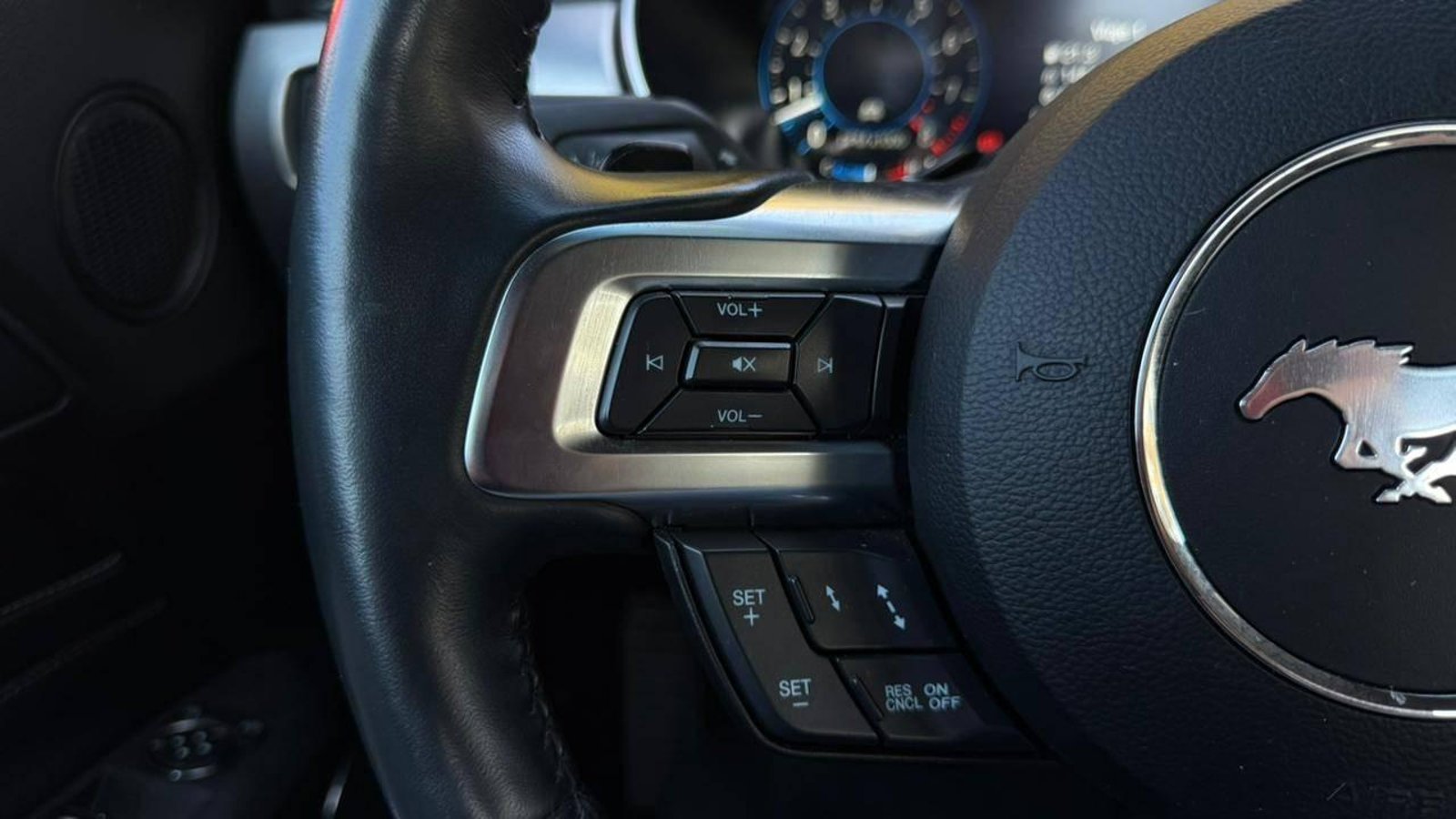 Ford Mustang 2023 - Imagen 19 de 20