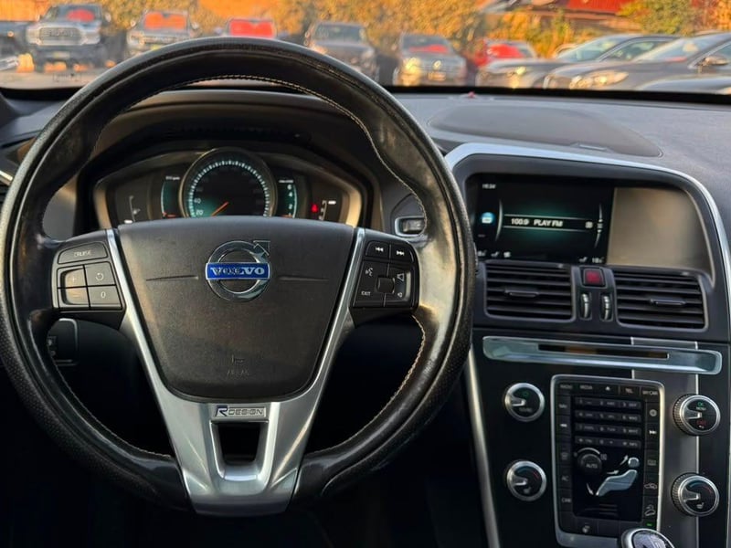 Volvo XC60 2016 - Imagen 9 de 20
