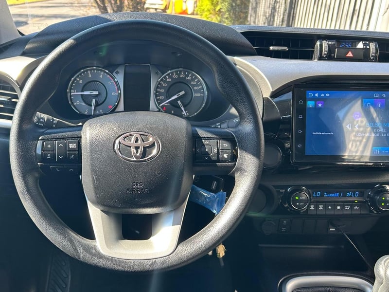 Toyota Hilux 2025 - Imagen 11 de 20