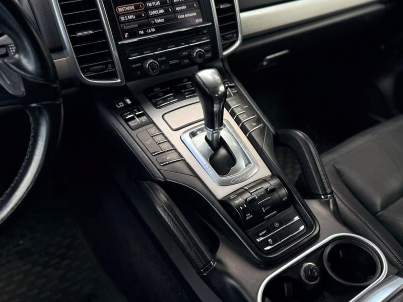 Porsche CAYENNE 2014 - Imagen 18 de 20