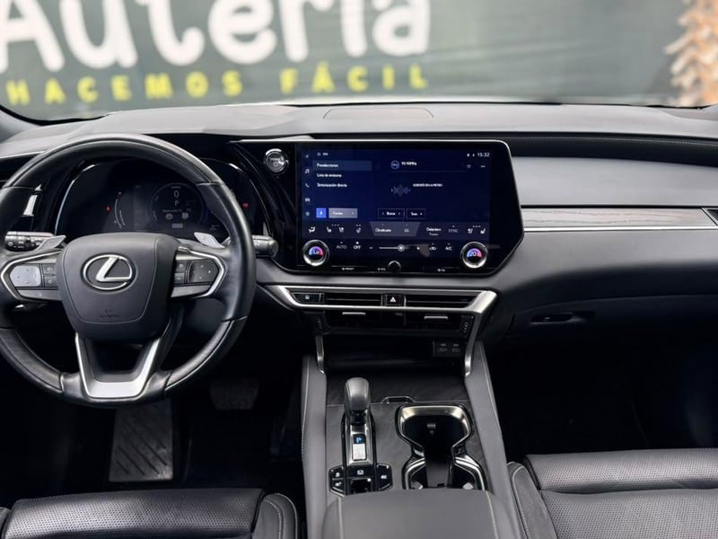 Lexus RX350H 2.5 AWD 2024 - Imagen 18 de 20