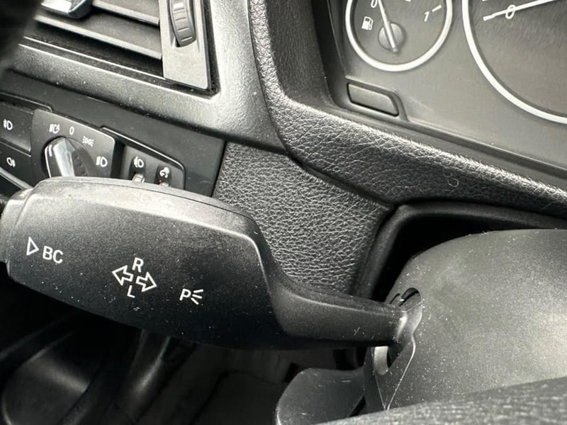 BMW 320I 2013 - Imagen 18 de 20