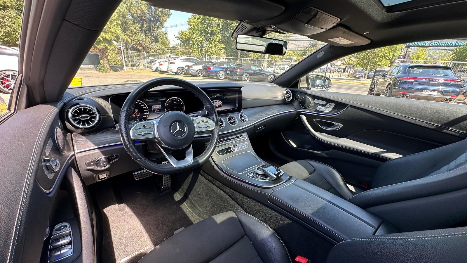 Mercedes Benz E300 2020 - Imagen 8 de 20