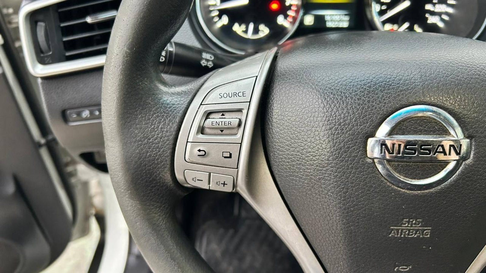Nissan X-Trail 2015 - Imagen 18 de 20