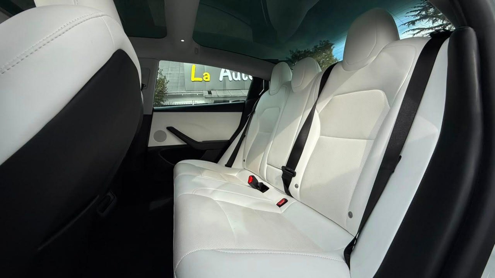 TESLA MODEL 3 STANDARD RANGE AUT 2024 - Imagen 7 de 20