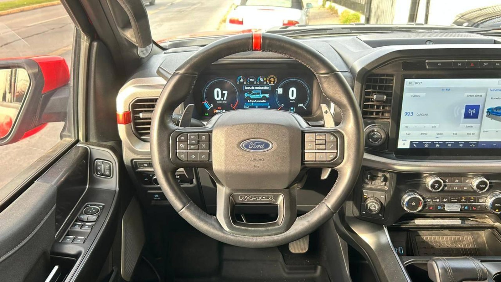 Ford F-150 2024 - Imagen 9 de 20
