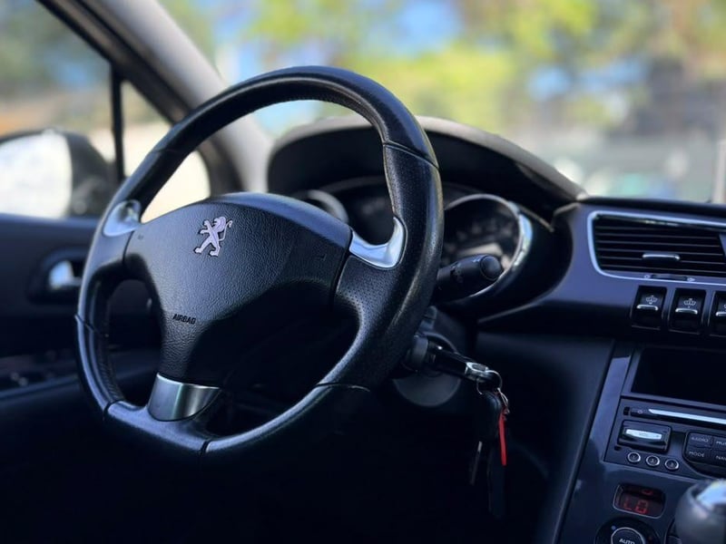 Peugeot 3008 2015 - Imagen 11 de 20