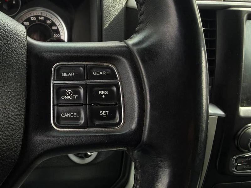Dodge RAM 1500 2017 - Imagen 18 de 20
