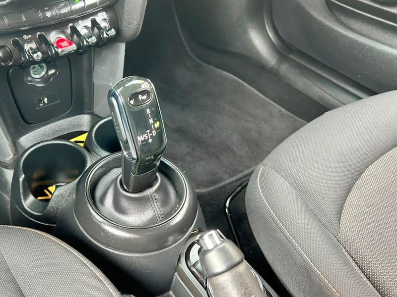 Mini Cooper F56 2023 - Imagen 13 de 20