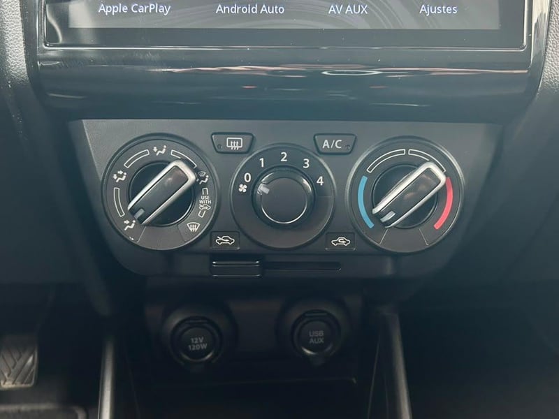 Suzuki SWIFT 2024 - Imagen 15 de 20
