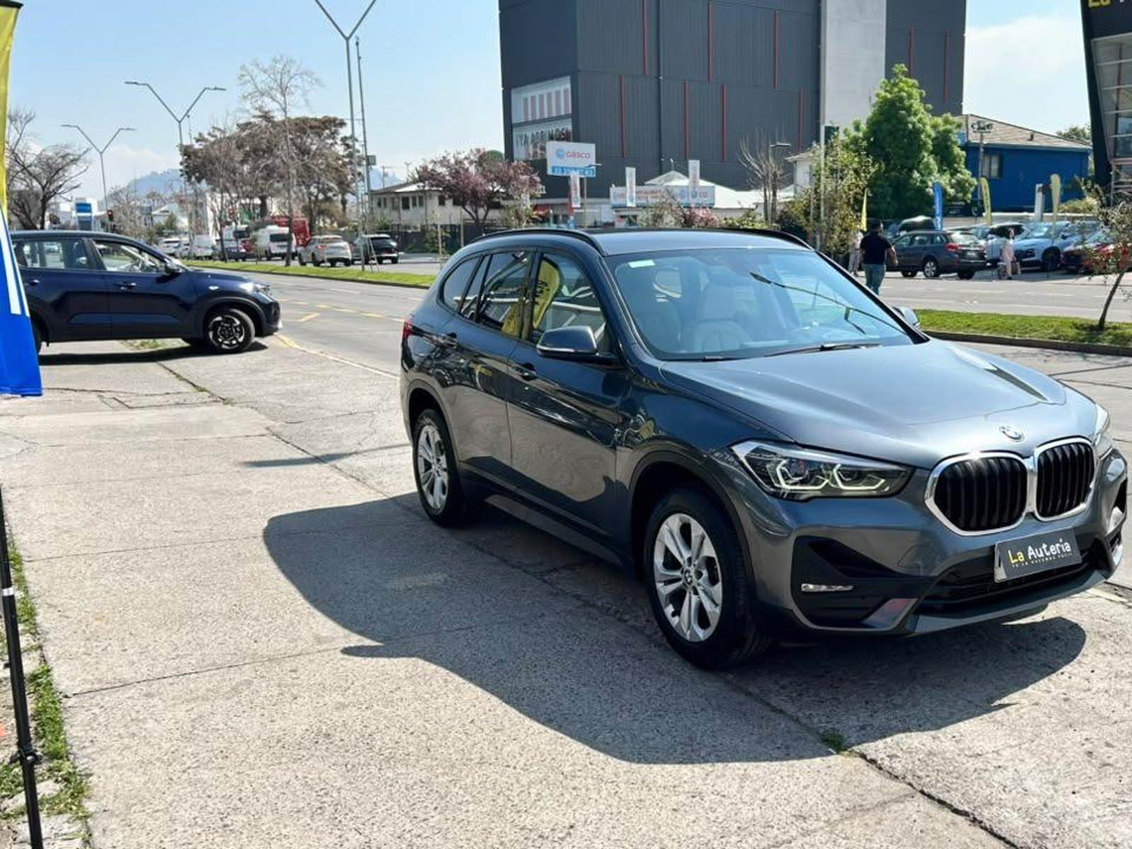 BMW X1 2022 - Foto 2 de 20
