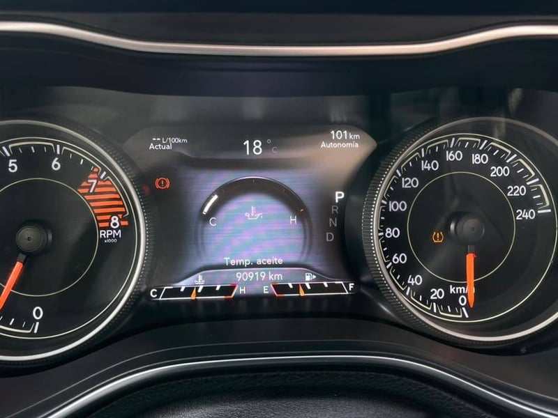 Jeep CHEROKEE 2019 - Imagen 8 de 18