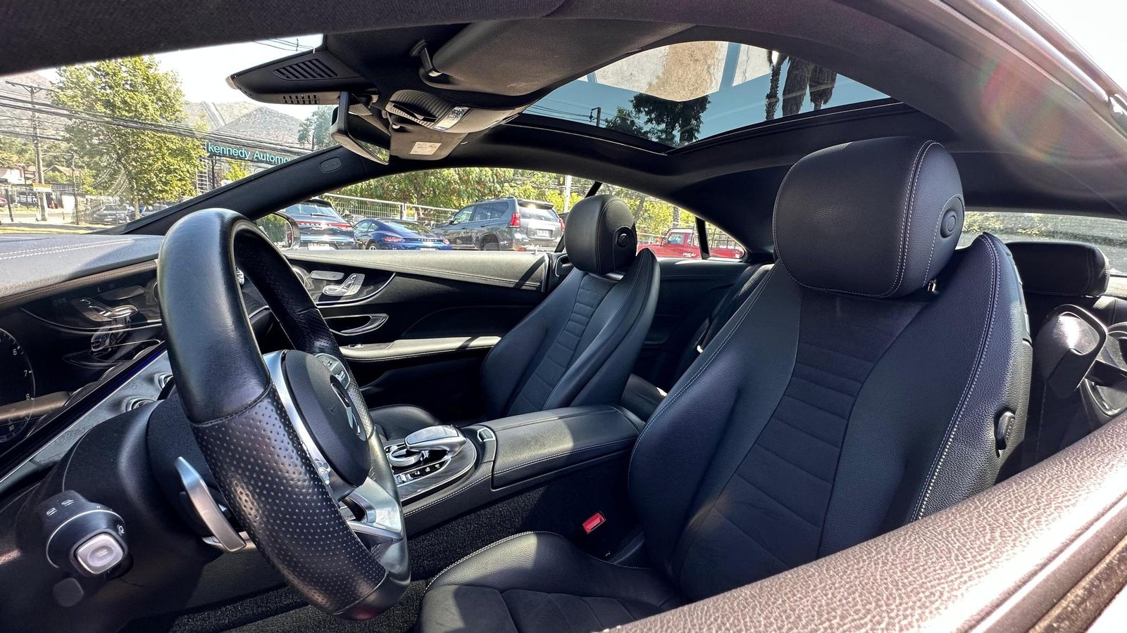 Mercedes Benz E300 2020 - Imagen 6 de 20