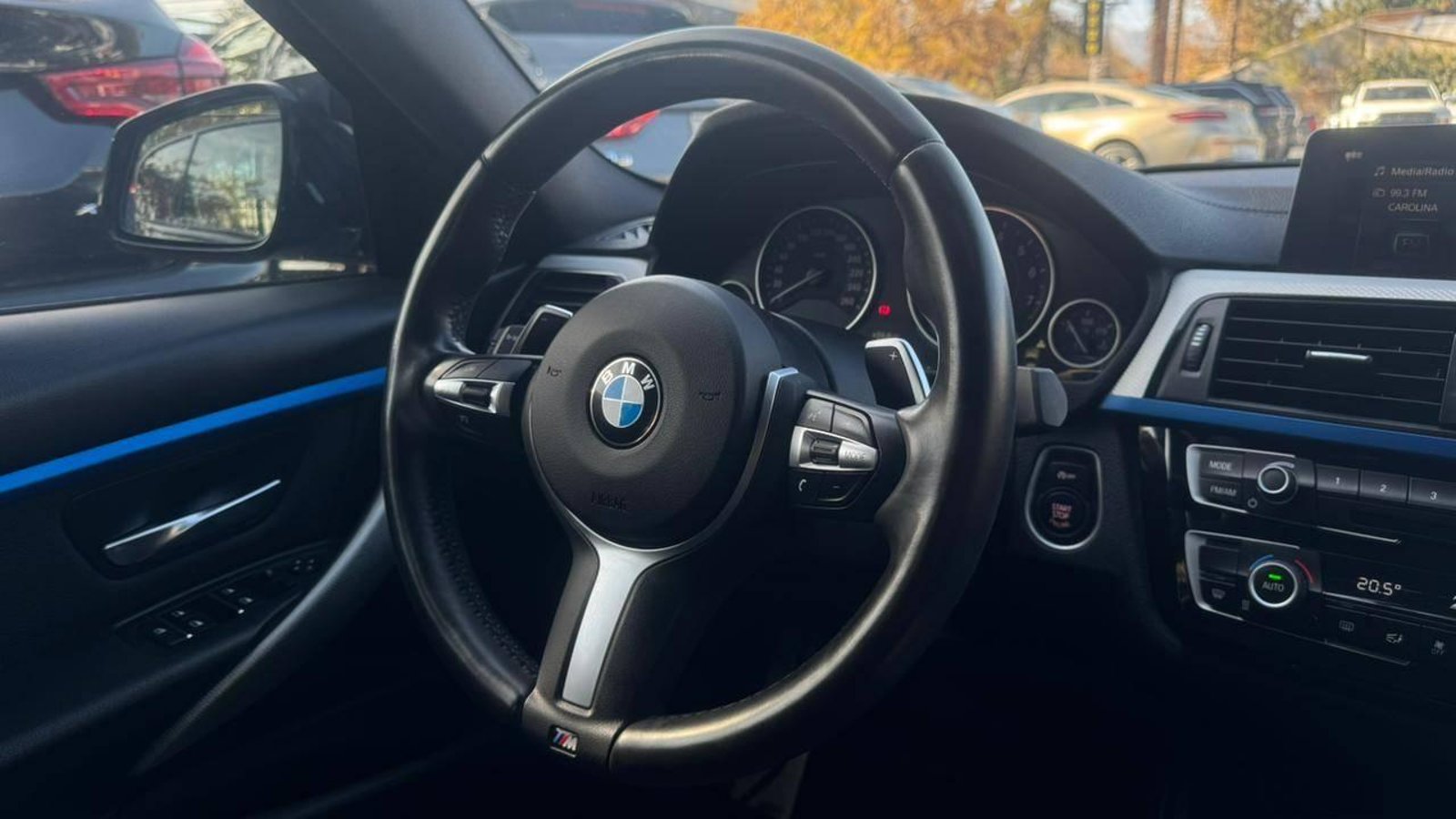 BMW 330i 2019 - Imagen 11 de 20