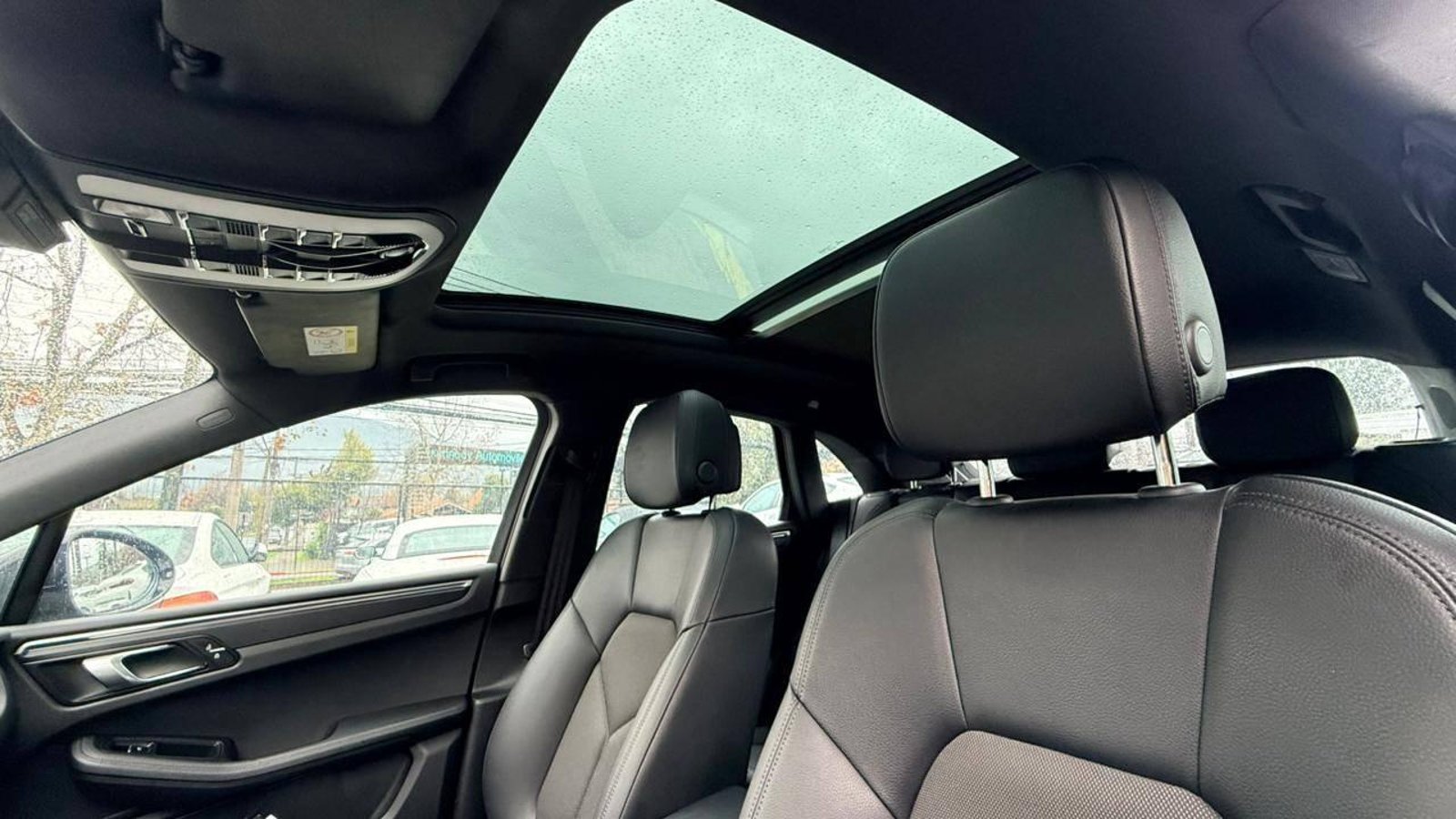 Porsche MACAN 2023 - Imagen 7 de 20