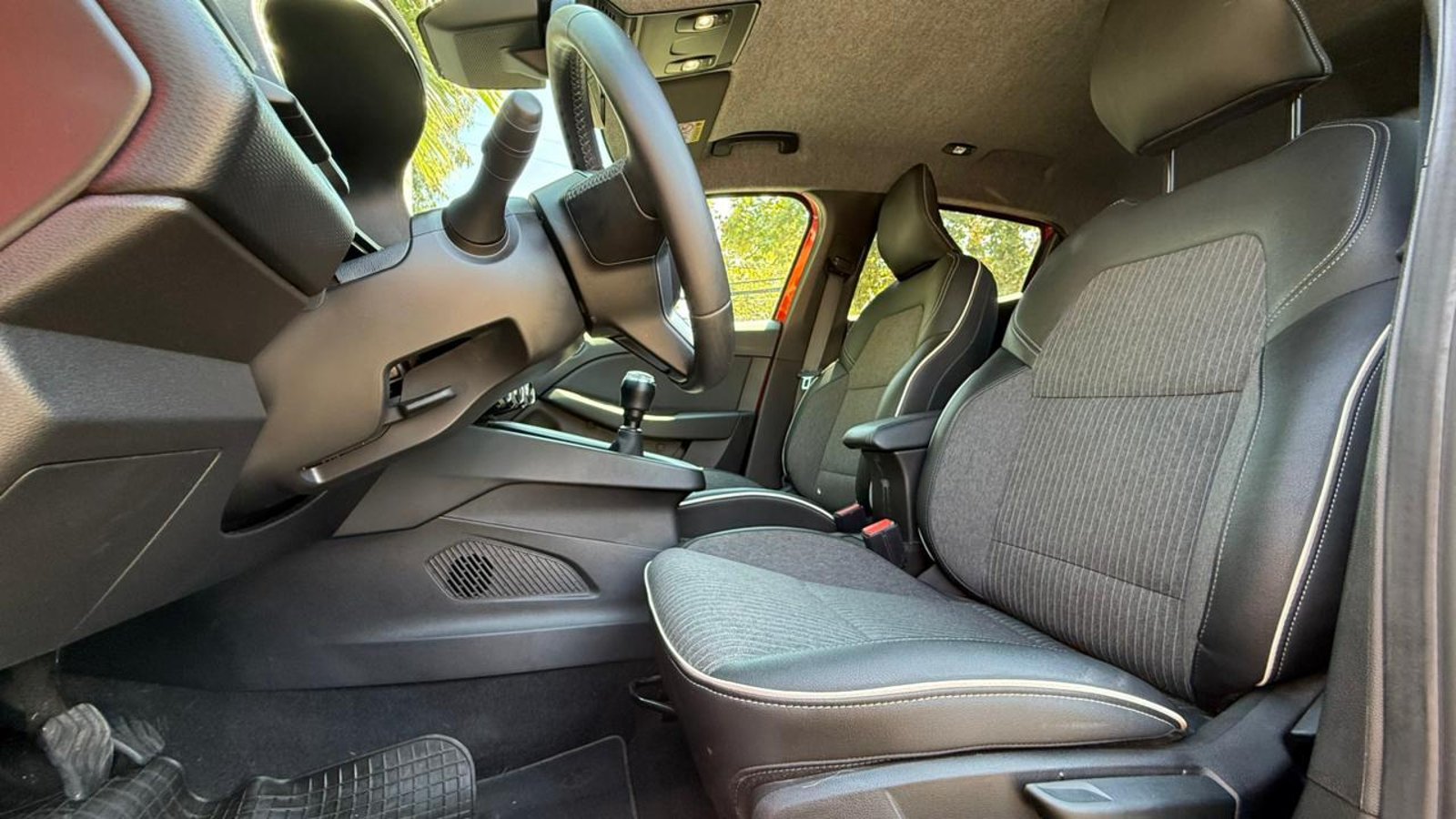 Renault Clio 2023 - Imagen 17 de 20