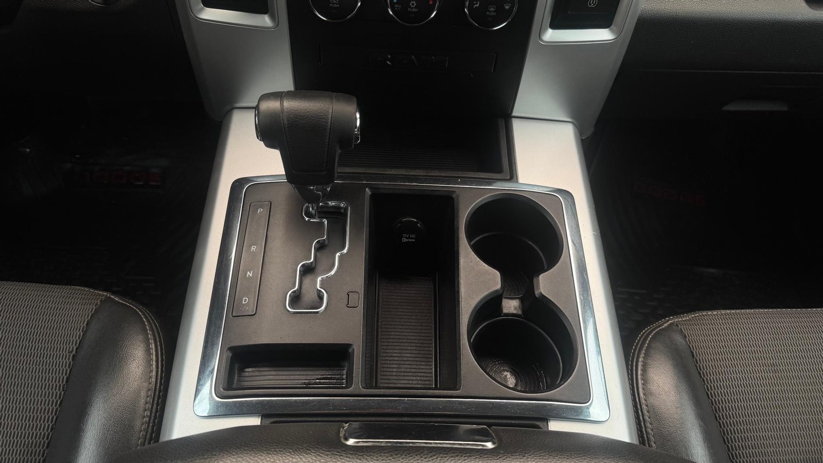 Dodge NEW RAM 5.7 2012 - Imagen 14 de 20