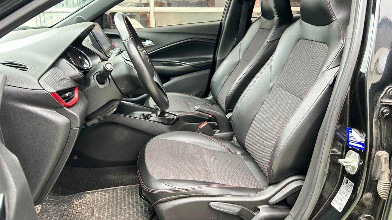 Chevrolet Onix Turbo 2023 - Imagen 5 de 20