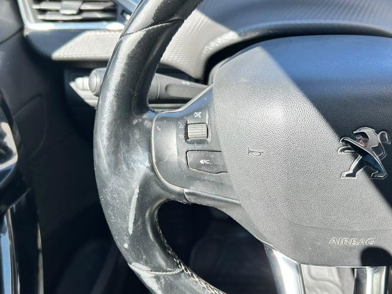 Peugeot 208 2019 - Imagen 13 de 20