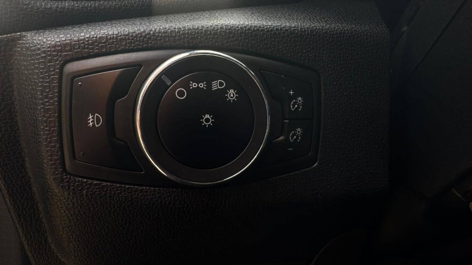 FORD ECOSPORT 2019 - Imagen 19 de 19