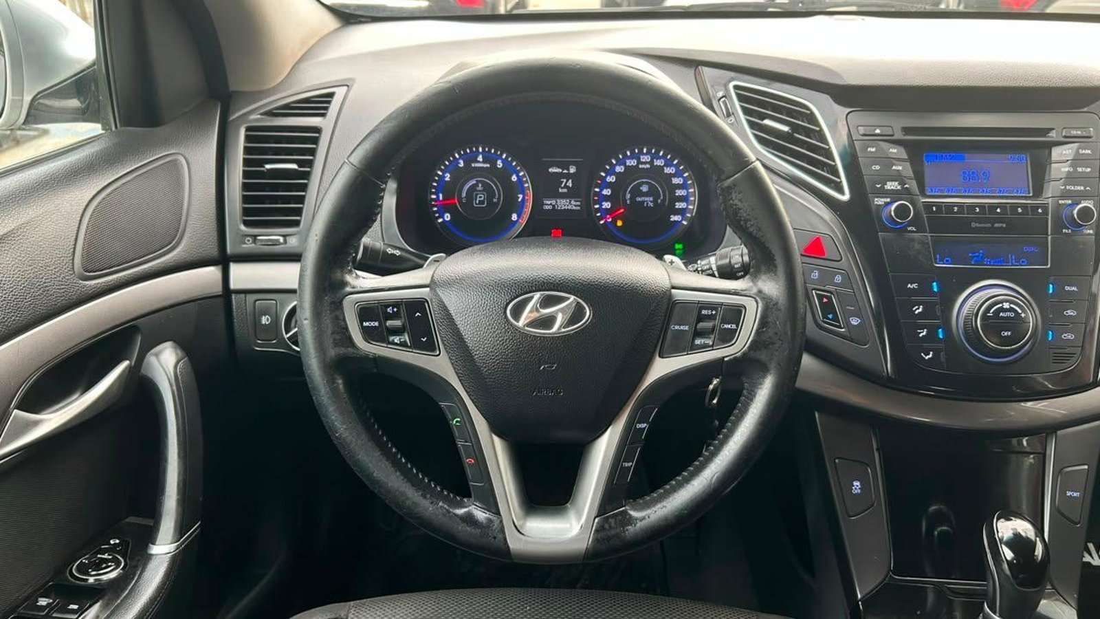 Hyundai i40 2013 - Imagen 7 de 20