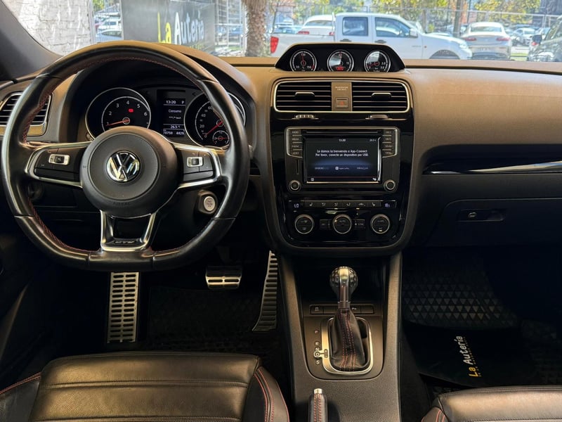 Volkswagen Scirocco 2018 - Imagen 13 de 19