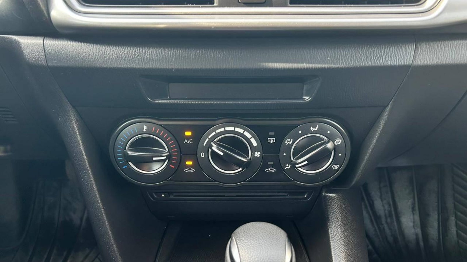 Mazda 3 2018 - Imagen 14 de 20
