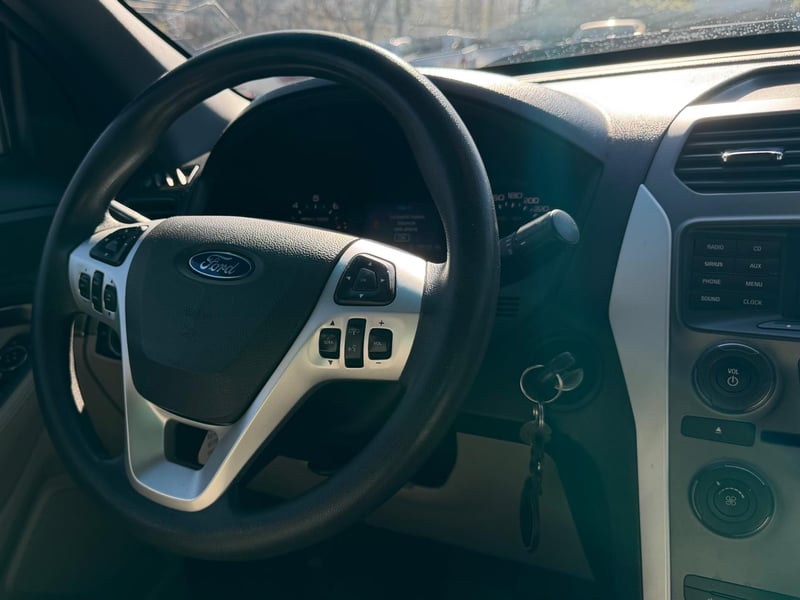 Ford EXPLORER 2015 - Imagen 11 de 20